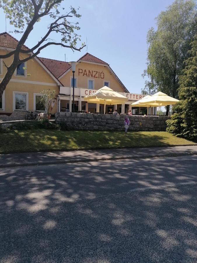Hotel Centrum Étterem és Panzió Őriszentpéter Exterior foto